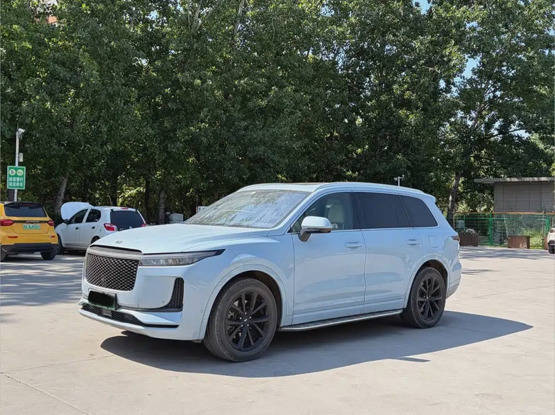Li Auto ONE