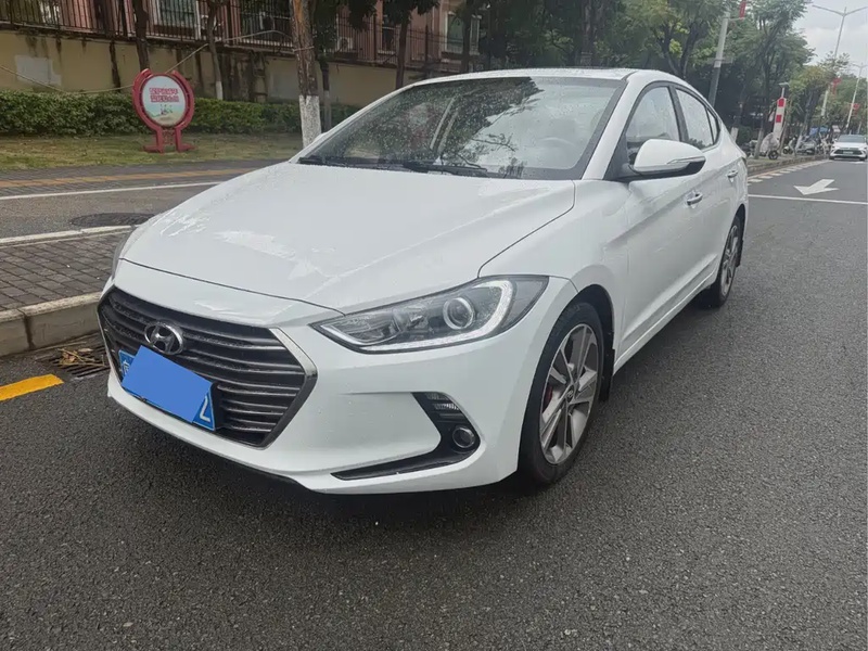 Hyundai Elantra