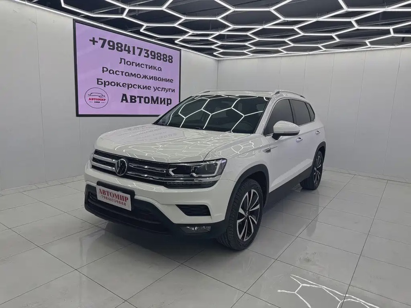 Volkswagen Tharu