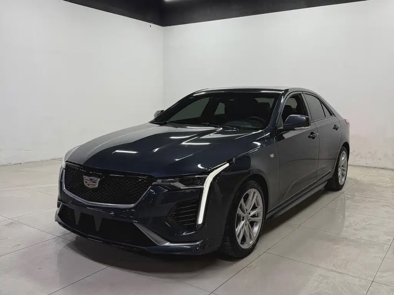 Cadillac CT4