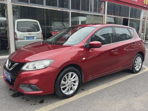 Nissan Tiida 2016