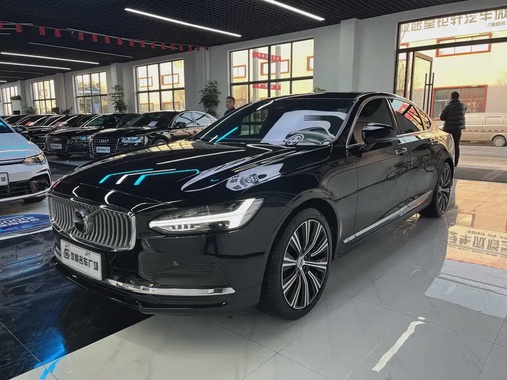 Volvo S90 2022