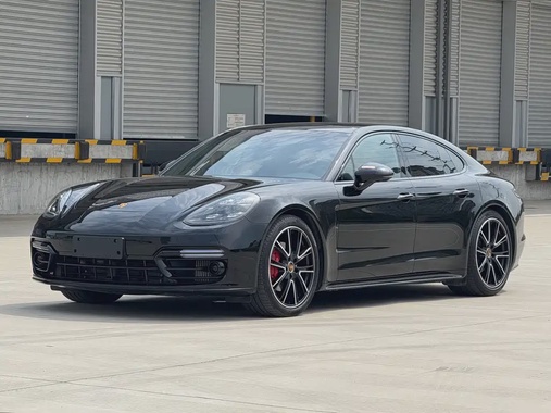 Porsche Panamera 2022