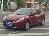 Nissan Tiida 2013