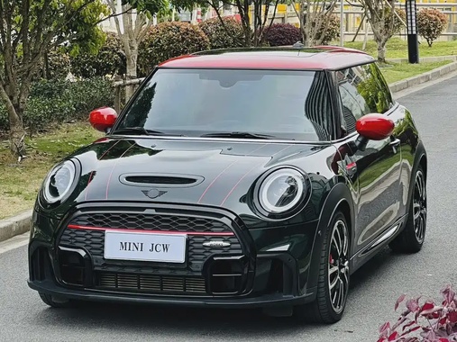 MINI Other 2023