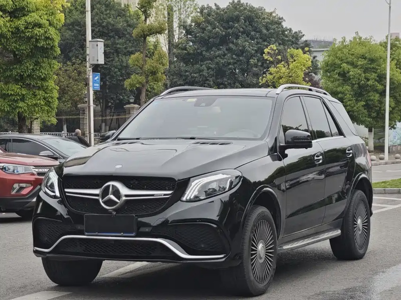 Mercedes-Benz M-Class