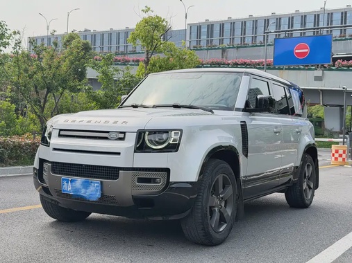 Land Rover Defender 2021