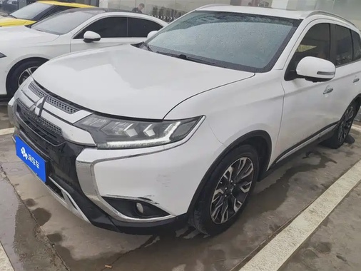 Mitsubishi Outlander 2020