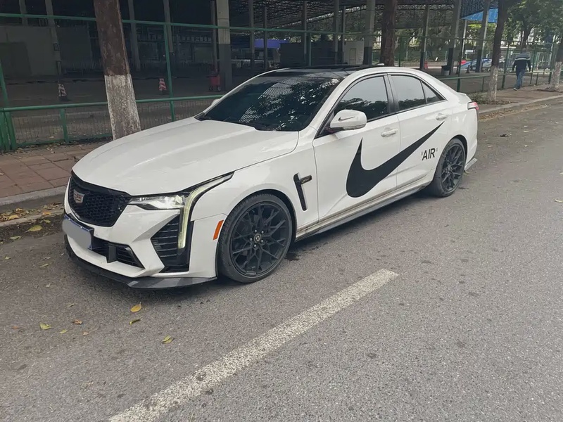 Cadillac CT4