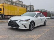 Lexus ES 2020