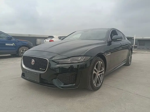 Jaguar XE 2022
