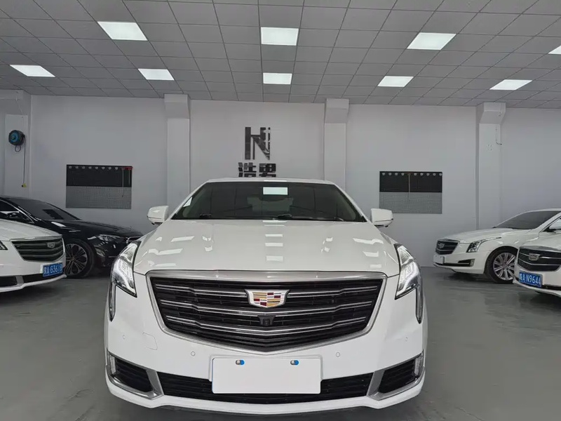 Cadillac XTS