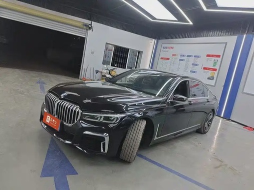 BMW 7 Series 2021