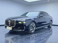 BMW i7 2024