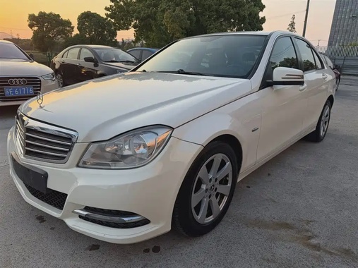 Mercedes-Benz C-Class 2011