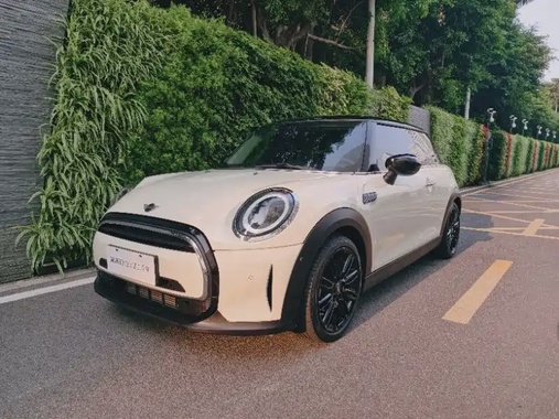 MINI Other 2022