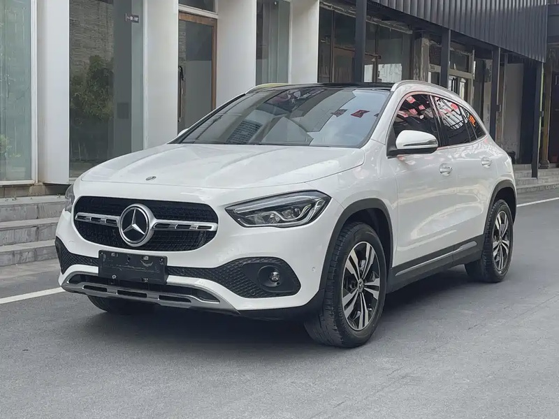 Mercedes-Benz GLA-Class