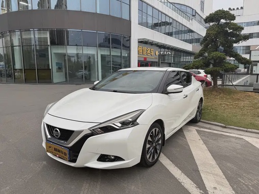 Nissan Bluebird 2018