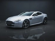 Aston Martin Vantage 2011