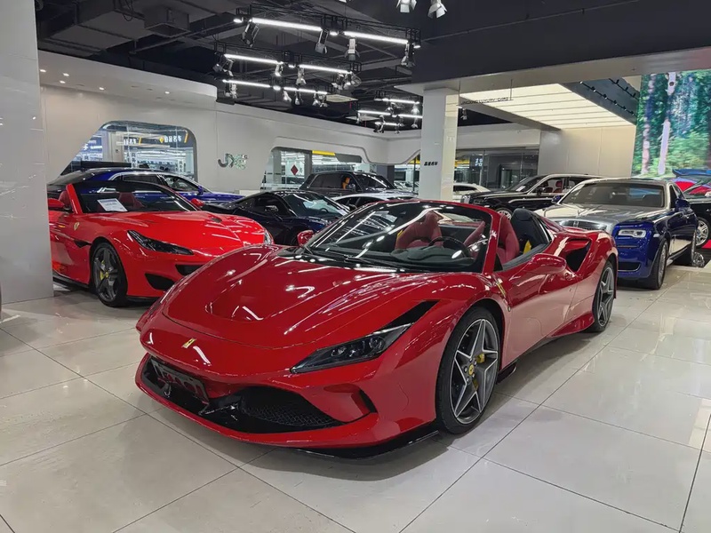 Ferrari F8