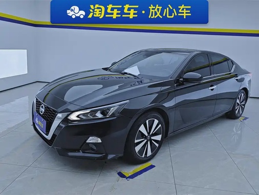 Nissan Teana 2023