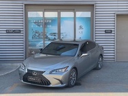 Lexus ES 2022