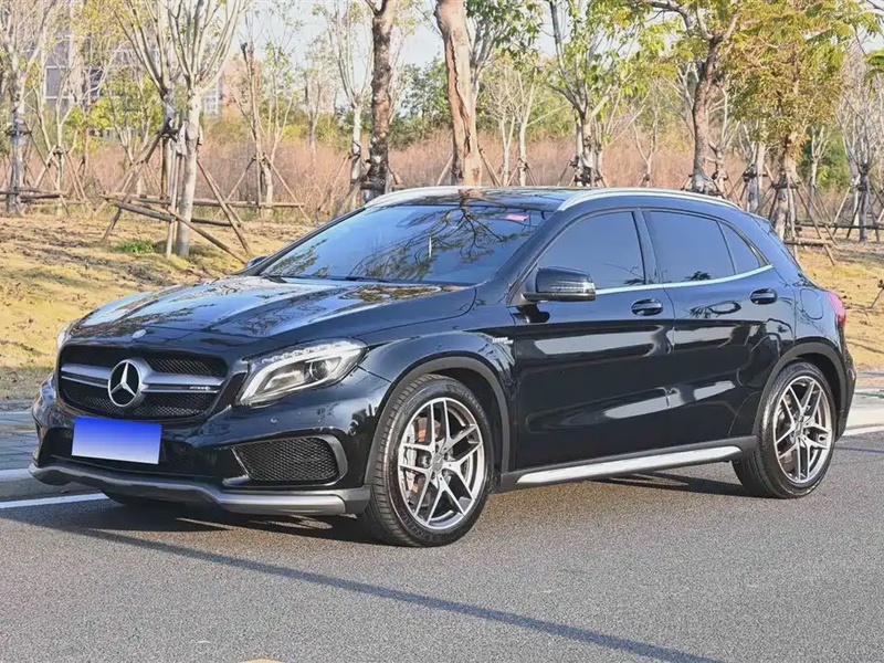 Mercedes-Benz GLA-Class