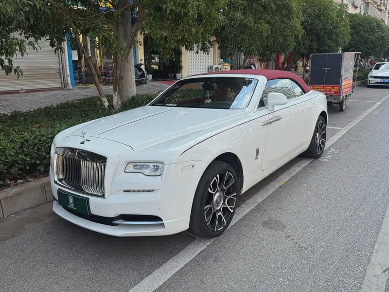 Rolls-Royce Dawn