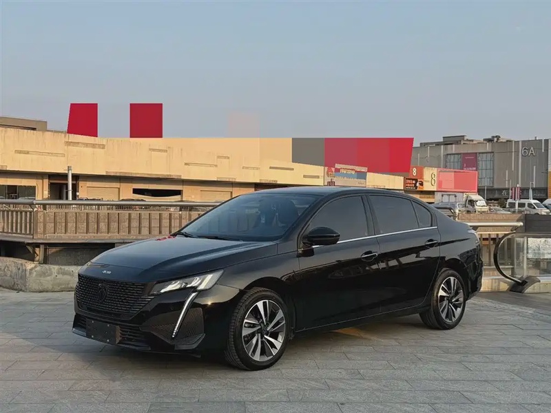Peugeot 408