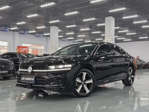 Volkswagen Magotan 2025