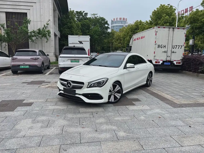 Mercedes-Benz CLA-Class