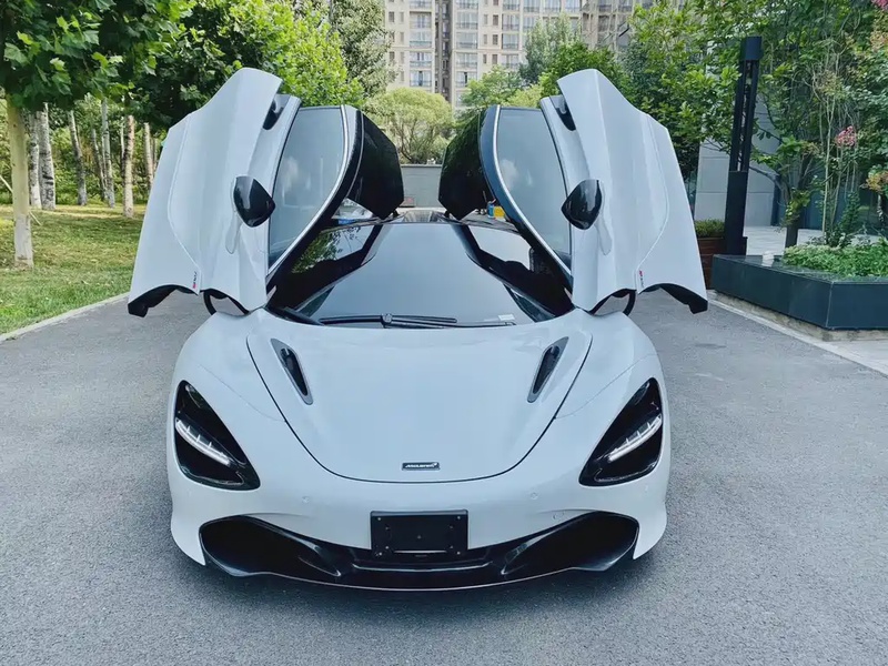 McLaren 720S