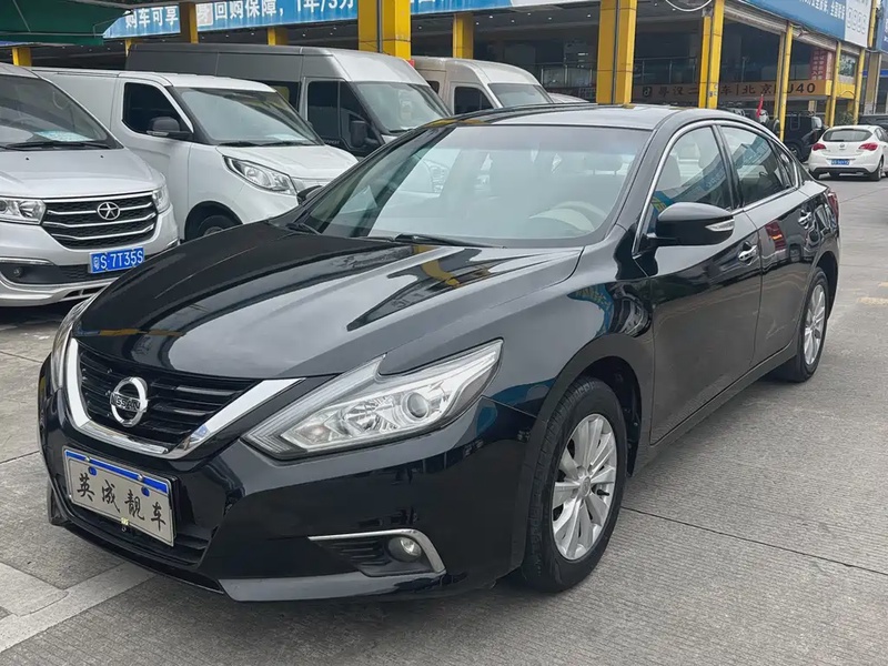Nissan Teana