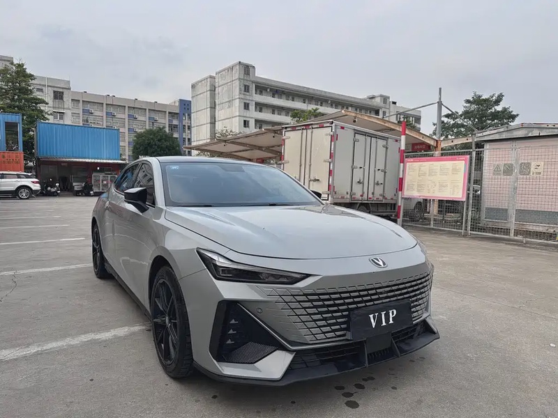 Changan UNI-V