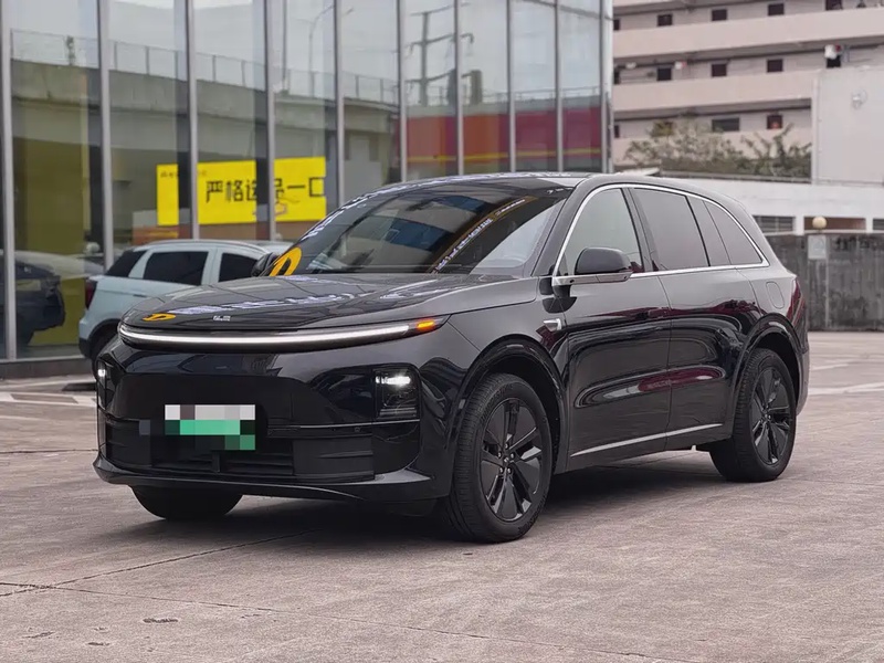 Li Auto L6