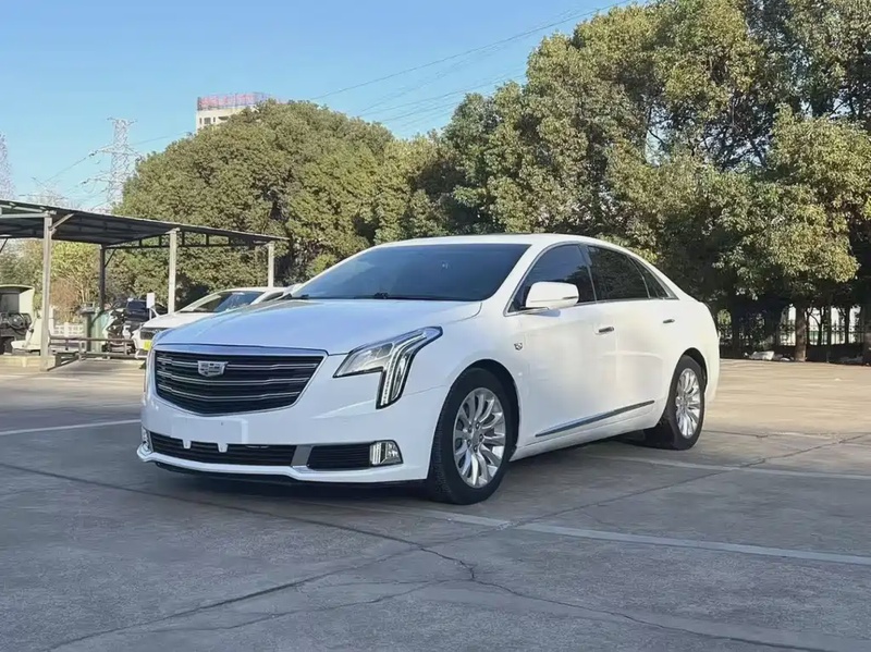 Cadillac XTS