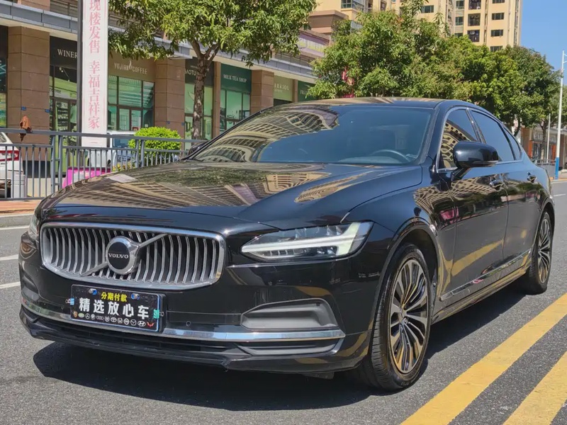 Volvo S90