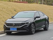 Volkswagen Passat 2025
