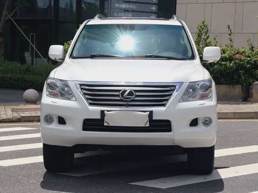 Lexus LX 2012