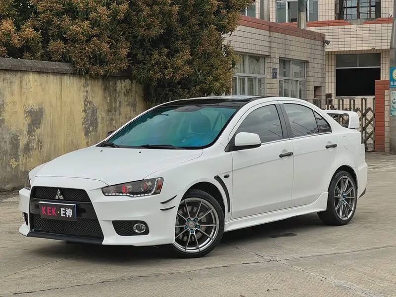 Mitsubishi Lancer