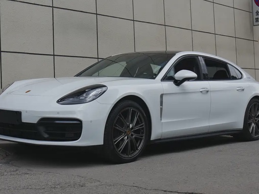 Porsche Panamera 2022
