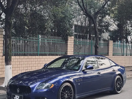 Maserati Quattroporte 2011