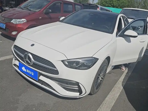 Mercedes-Benz C-Class 2025