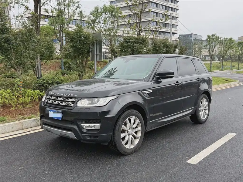 Land Rover Sport