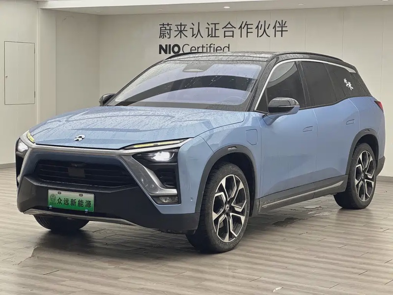 NIO ES8