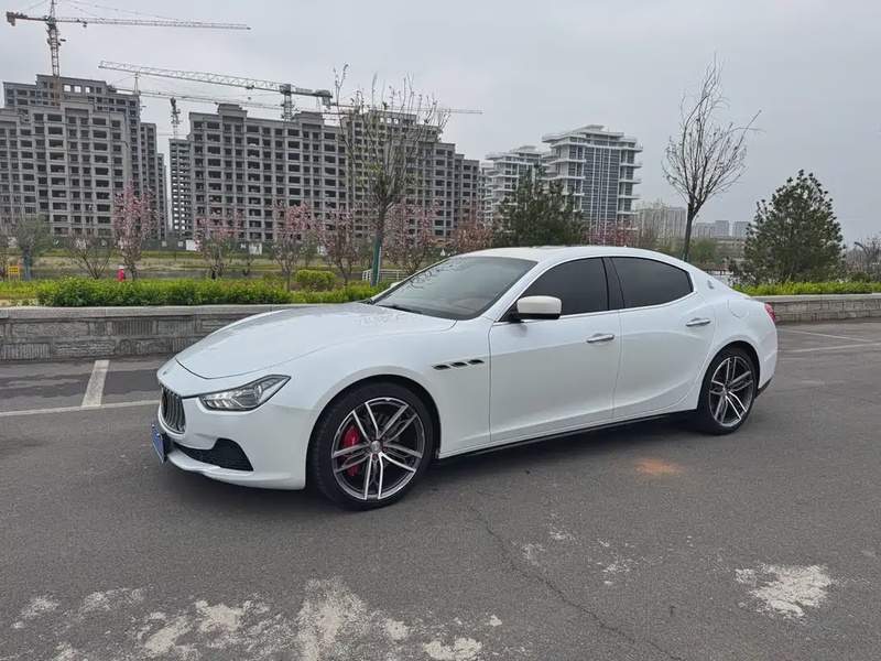 Maserati Ghibli