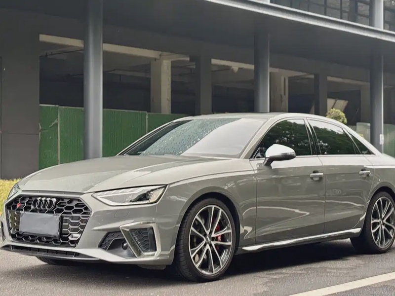Audi S4