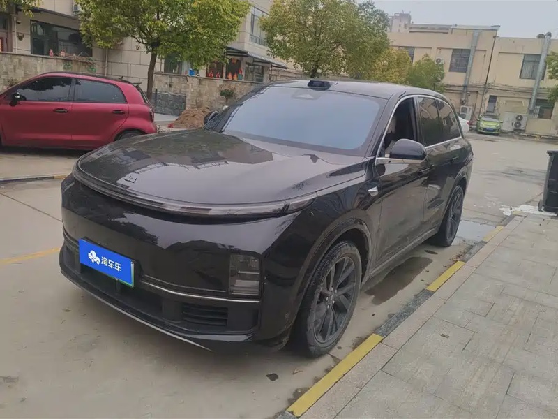 Li Auto L8