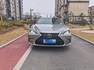 Lexus ES 2024