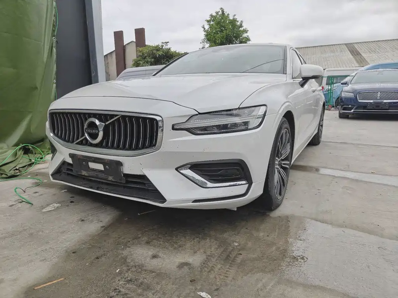 Volvo S60